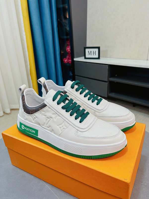 men LV shoes-293